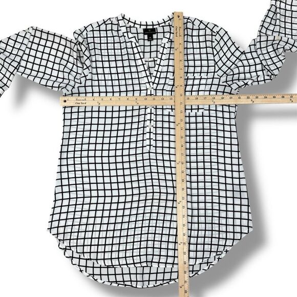 Worthington Windowpane Check Chiffon V Neck Blouse White Black Medium - Picture 10 of 11